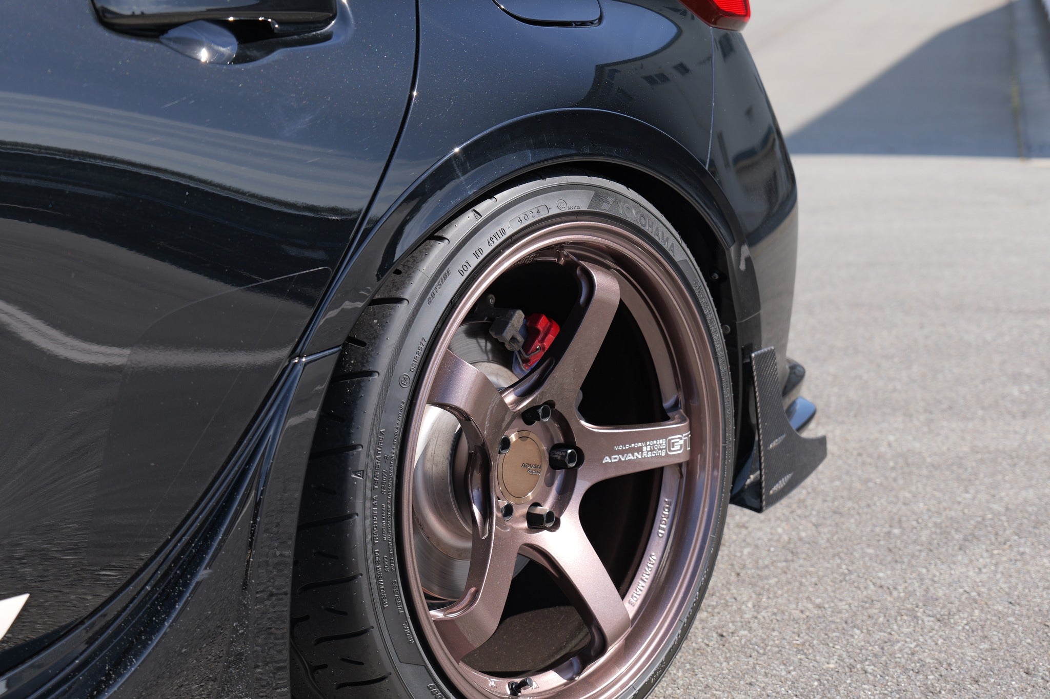 HKS Fender Molding FL5 (53004-AH005)